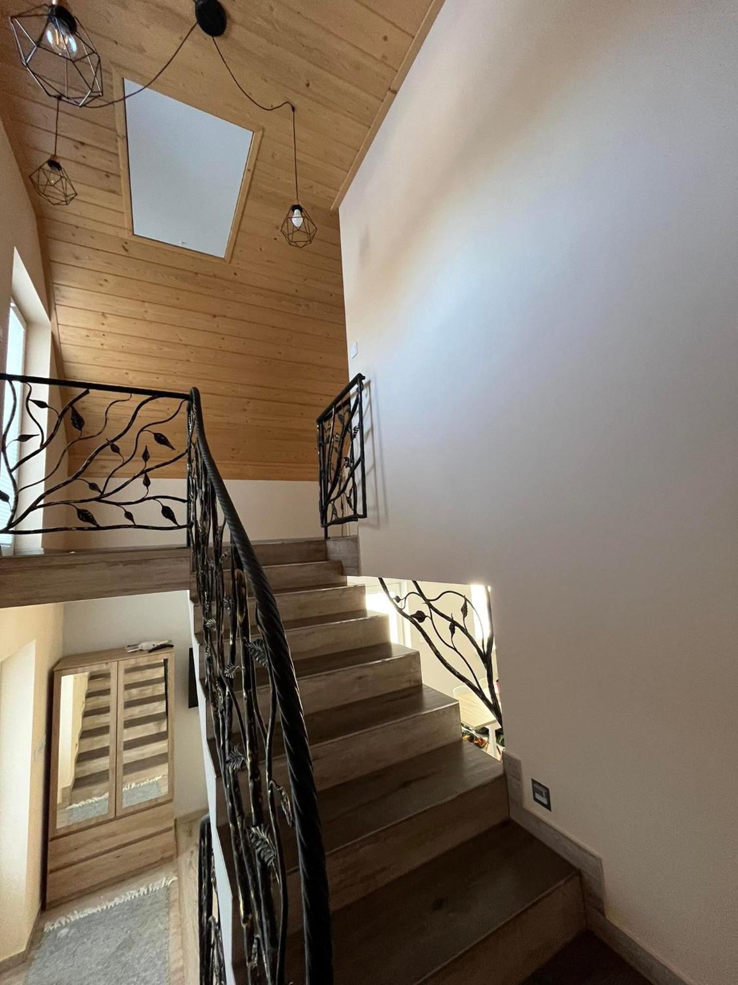 Apartament Janusza Gronkow Exteriör bild